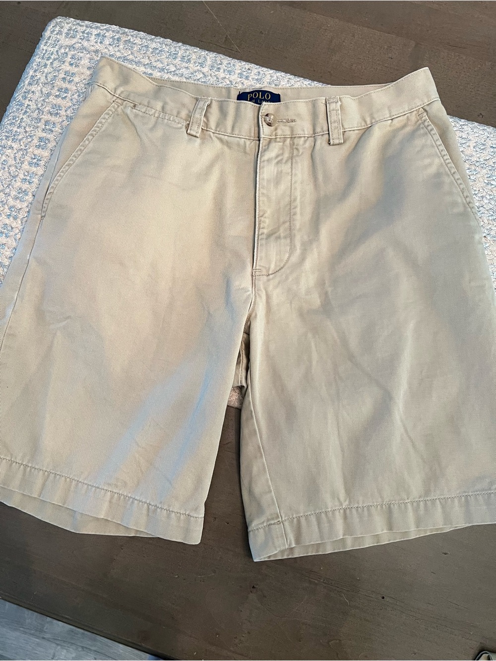 Polo by Ralph Lauren Beige Flat-Front Men's Shorts - Picture 3 of 6